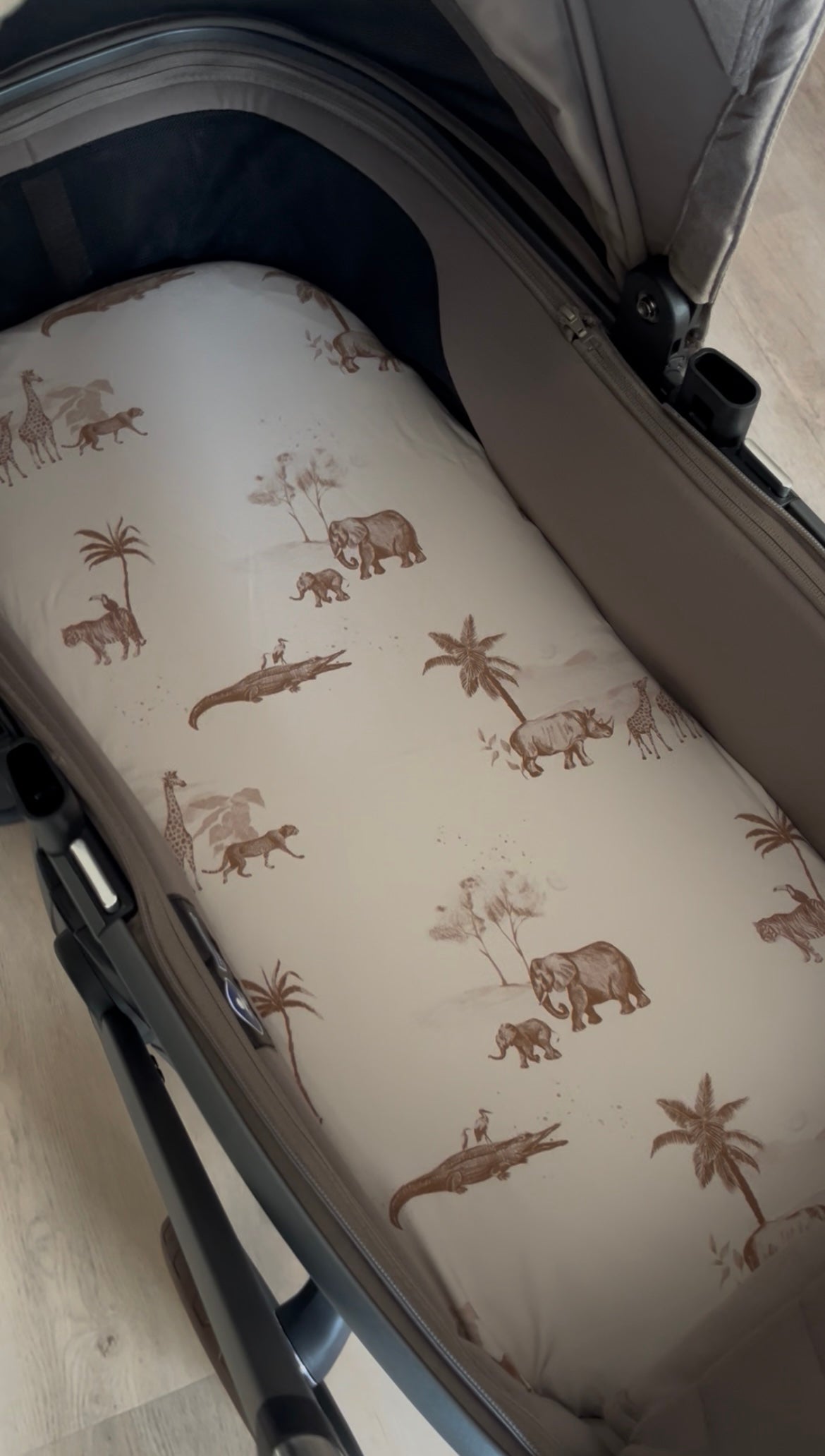 Hoeslaken safari - wagen