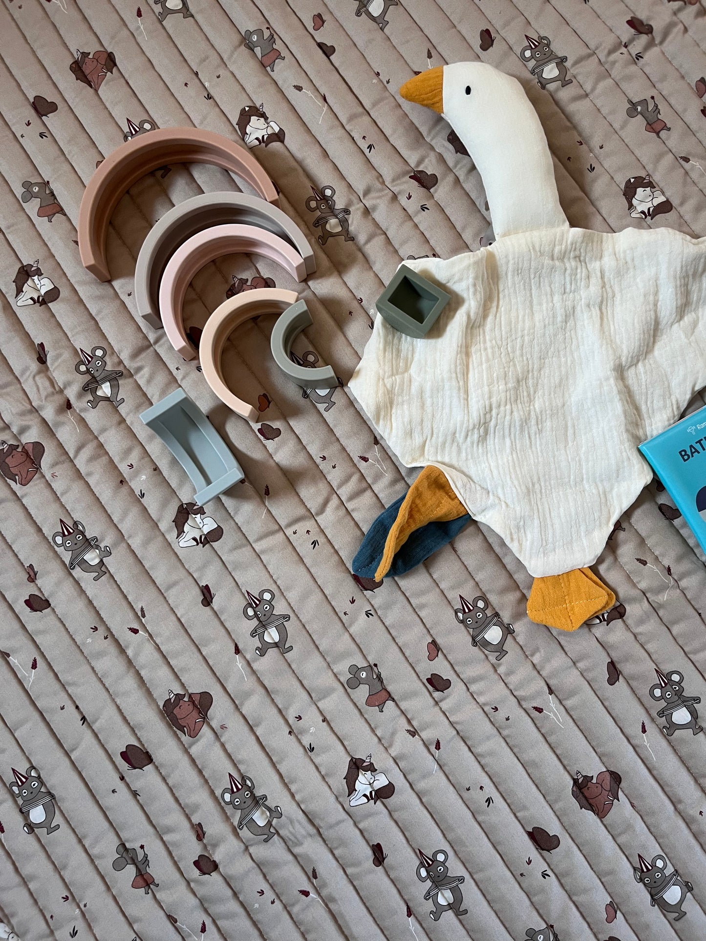 Ola gewatteerde speelmat - Eenhoorn