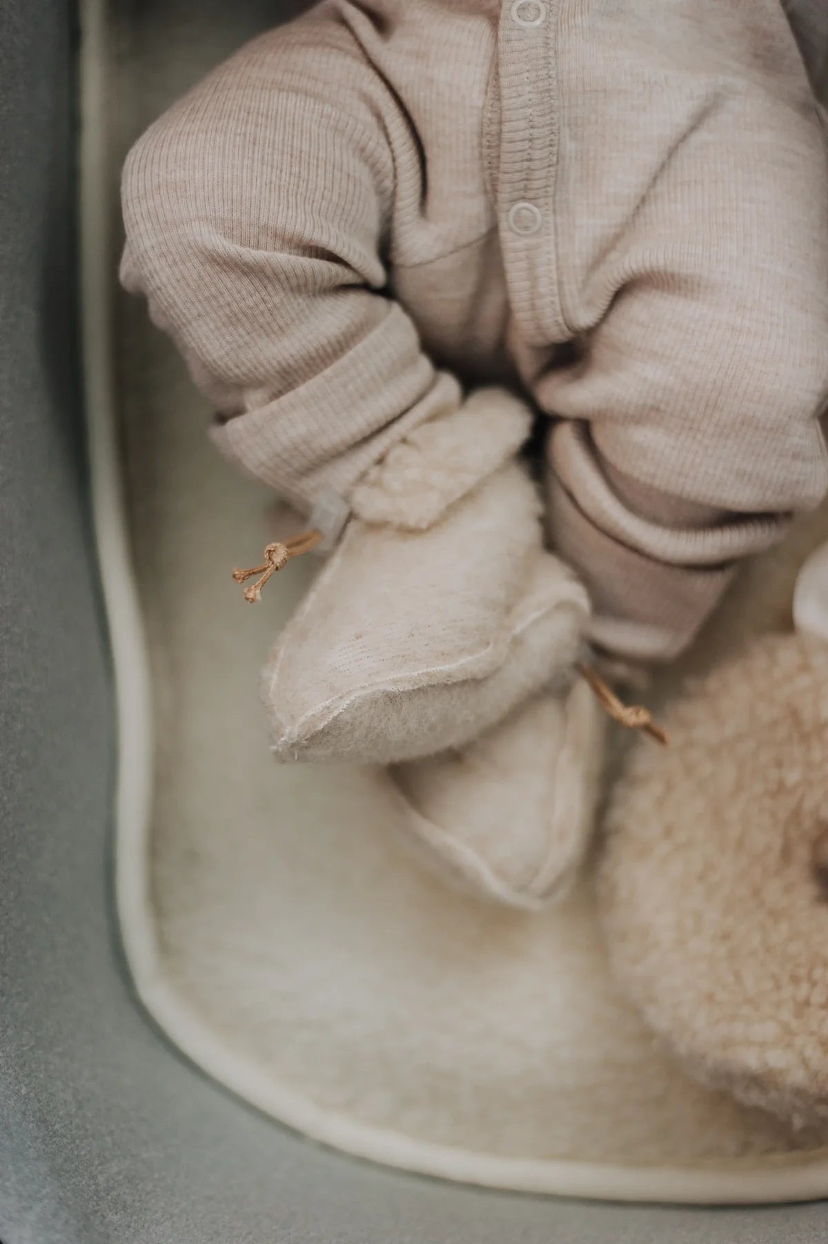 Baby sloffen - merinowol - beige